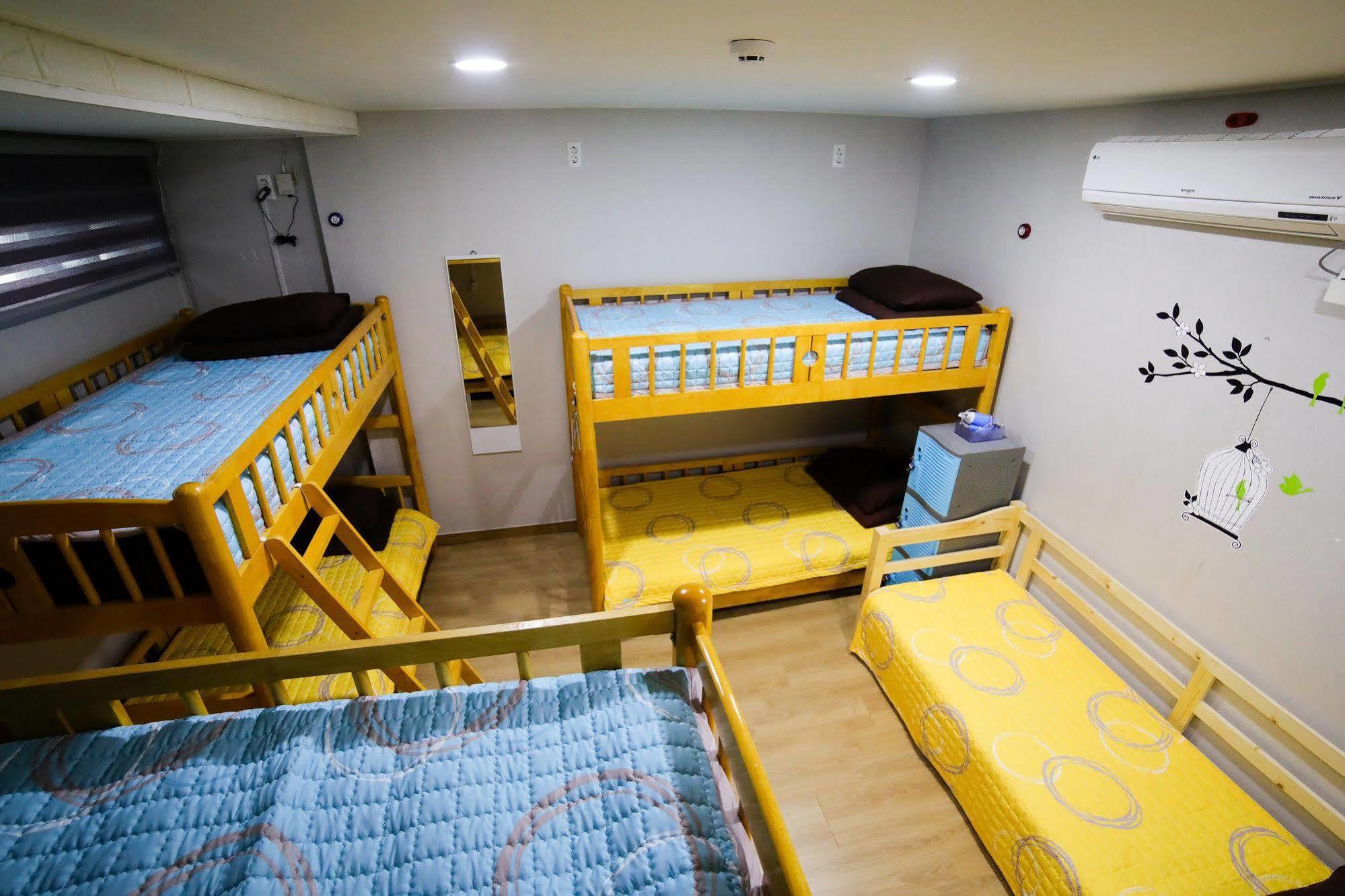 Sopoong Guesthouse Ciudad Metropolitana de Ciudad Metropolitana de Busan Exterior foto